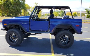 Ford-Bronco-1971-Blue-Black-22