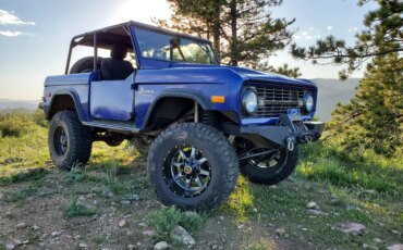 Ford-Bronco-1971-Blue-Black-8