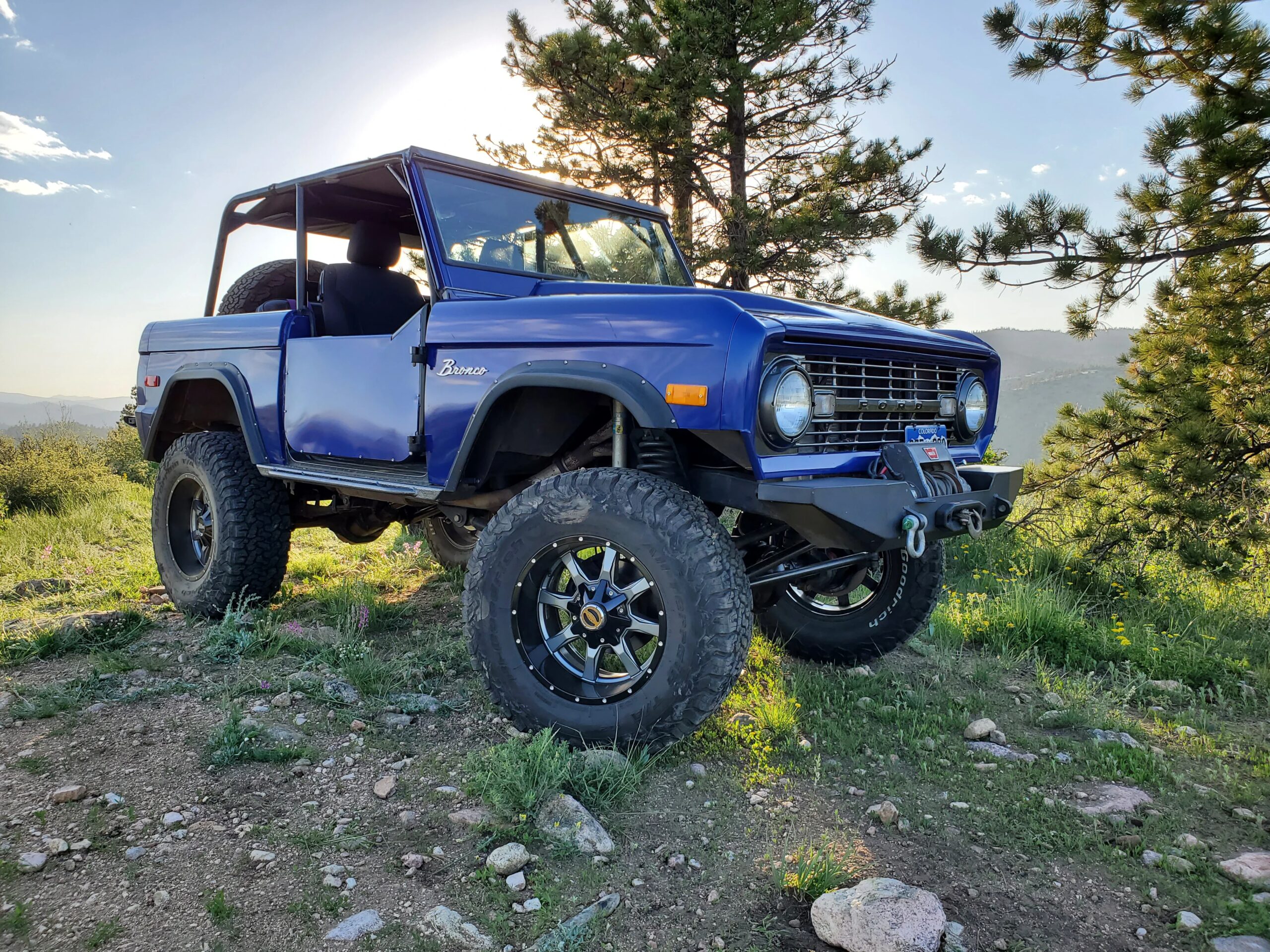 Ford-Bronco-1971-Blue-Black-8