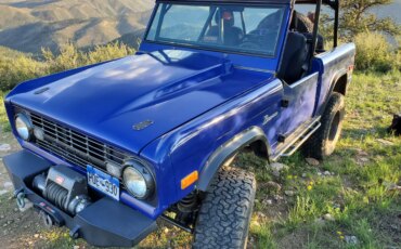 Ford-Bronco-1971-Blue-Black-9