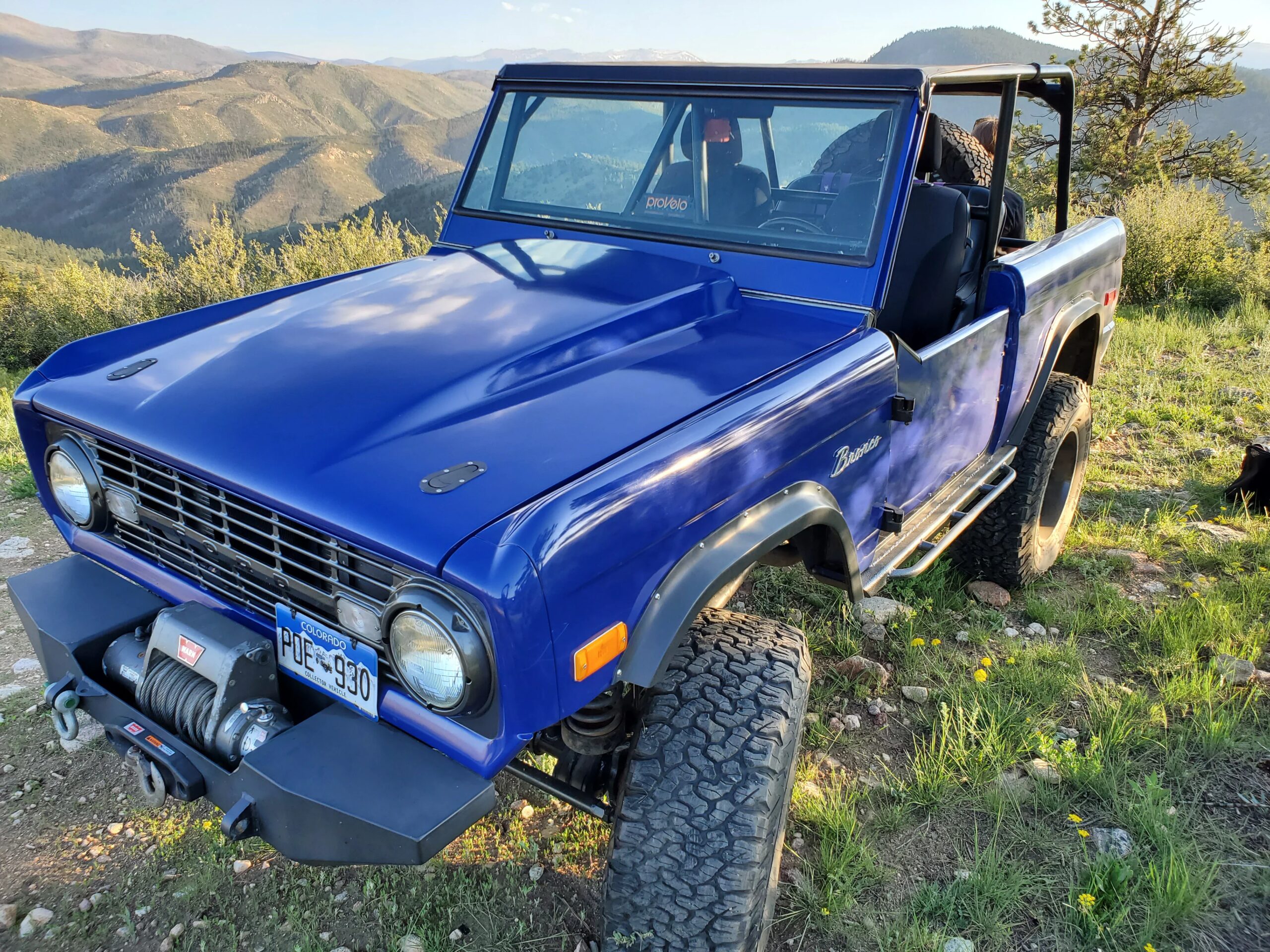 Ford-Bronco-1971-Blue-Black-9