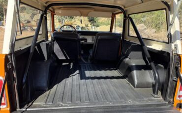 Ford-Bronco-1971-Orange-Black-5