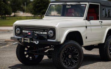 Ford-Bronco-1971-SUV-11
