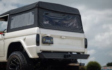 Ford-Bronco-1971-SUV-18
