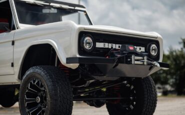 Ford-Bronco-1971-SUV-24