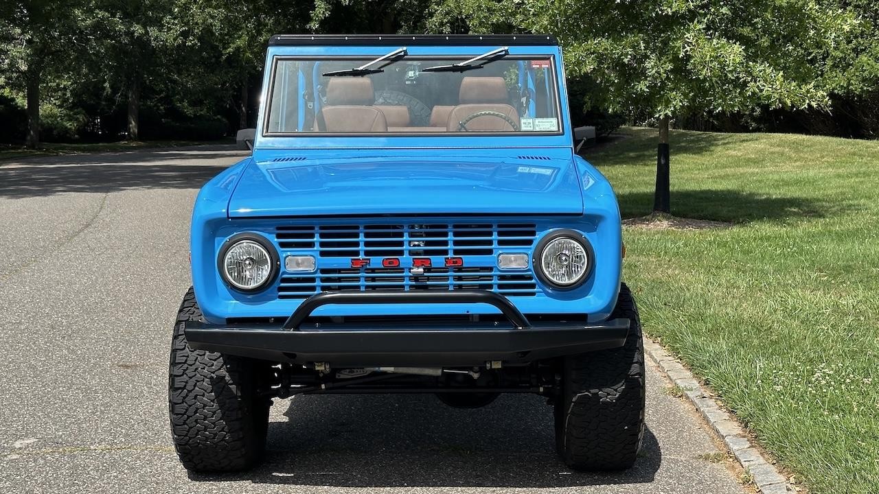 Ford-Bronco-1972-1