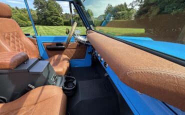 Ford-Bronco-1972-33