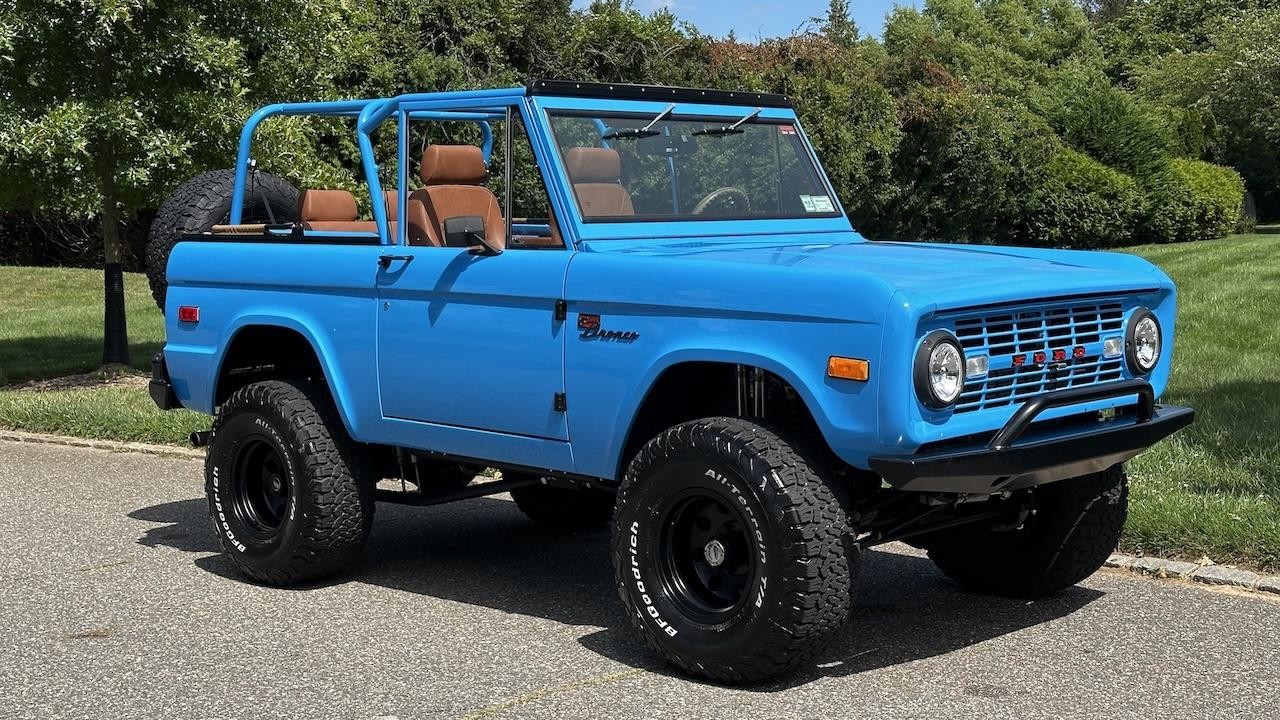 Ford-Bronco-1972-4