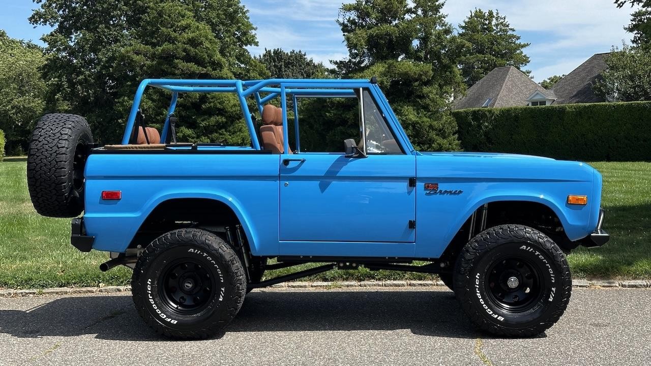 Ford-Bronco-1972-7
