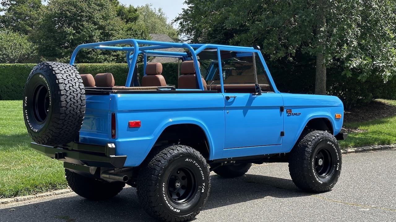 Ford-Bronco-1972-8