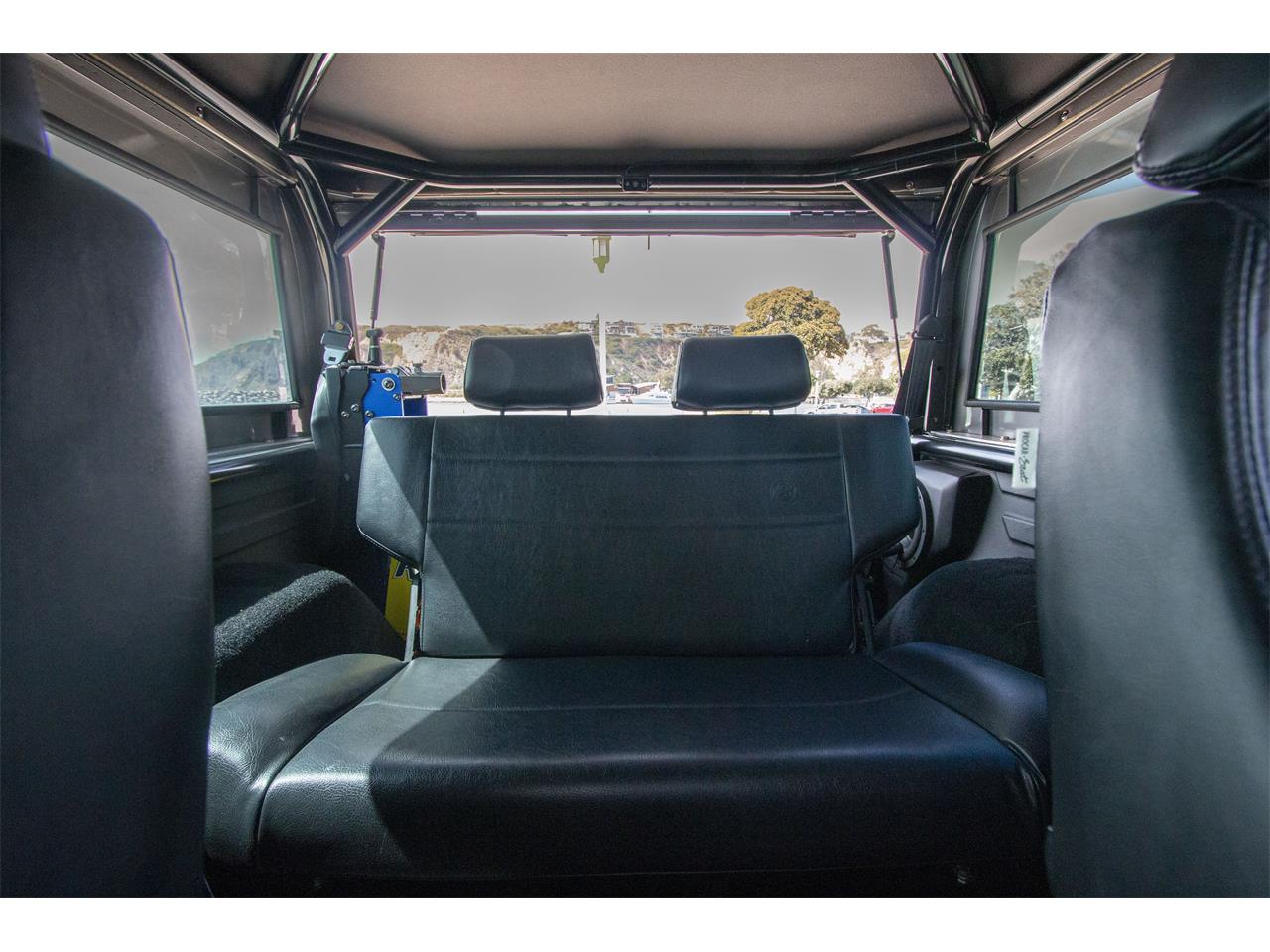 Ford-Bronco-1972-Magnetic-Metallic-Black-14