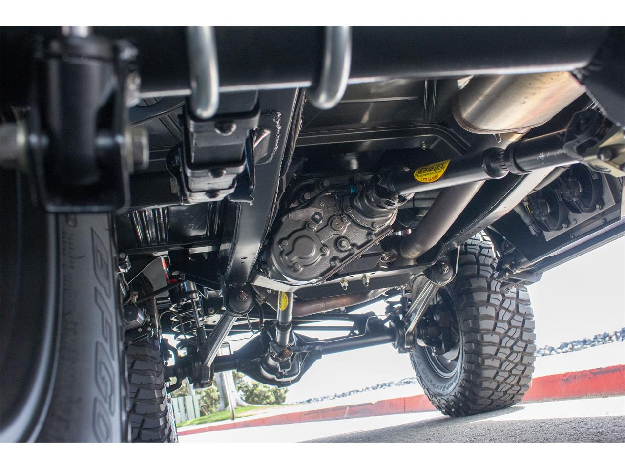 Ford-Bronco-1972-Magnetic-Metallic-Black-27
