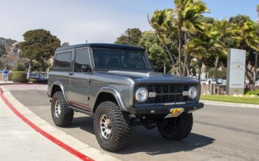 Ford-Bronco-1972-Magnetic-Metallic-Black-39