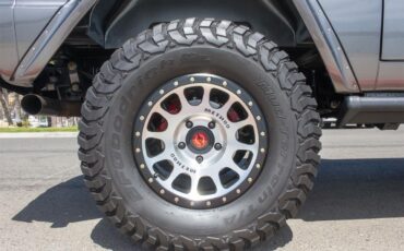 Ford-Bronco-1972-Magnetic-Metallic-Black-48