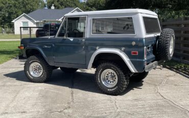 Ford-Bronco-1974-Blue-Black-10