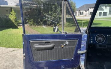 Ford-Bronco-1974-Blue-Black-13