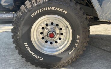 Ford-Bronco-1974-Blue-Black-4