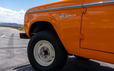 Ford-Bronco-1974-Bold-orange-White-20