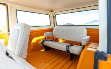 Ford-Bronco-1974-Bold-orange-White-46