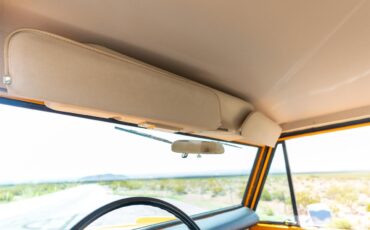 Ford-Bronco-1974-Bold-orange-White-48