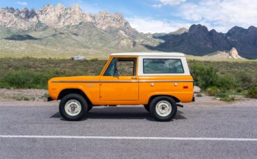 Ford-Bronco-1974-Bold-orange-White-68