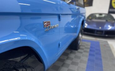 Ford-Bronco-1974-Grabber-Blue-Ivory-23