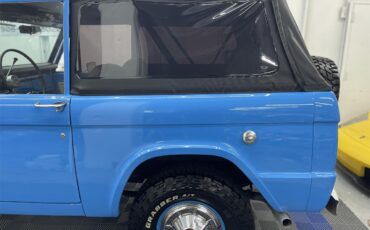 Ford-Bronco-1974-Grabber-Blue-Ivory-26
