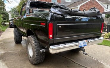 Ford-Bronco-1978-Black-5