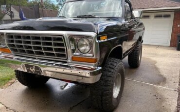 Ford-Bronco-1978-Black-7