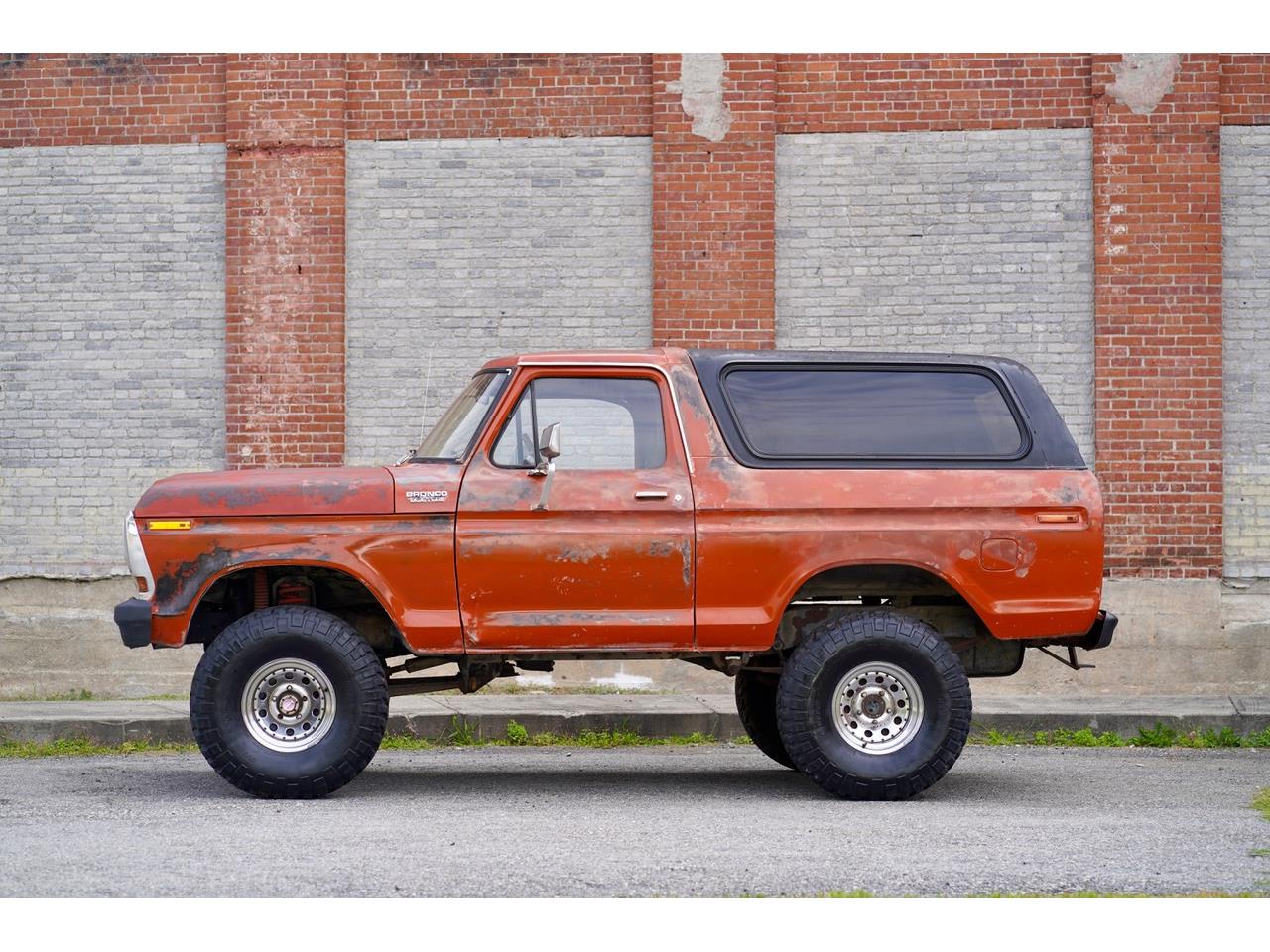 Ford-Bronco-1978-Orange-Brown-17