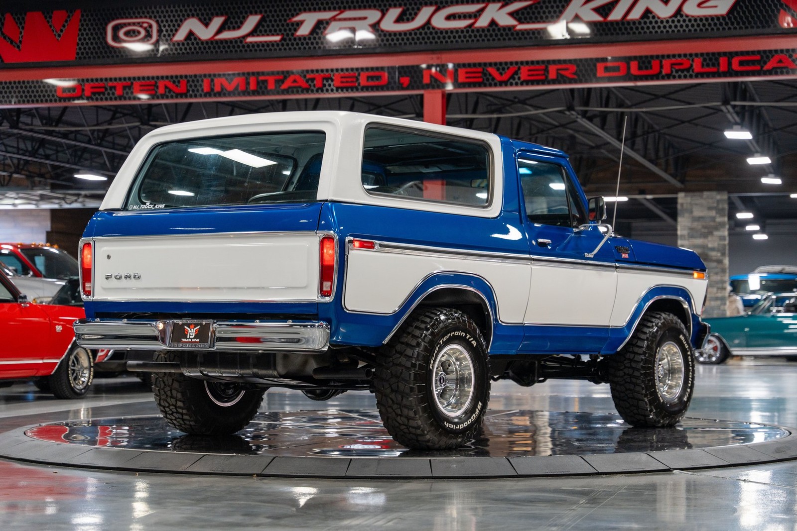 Ford-Bronco-1978-SUV-23