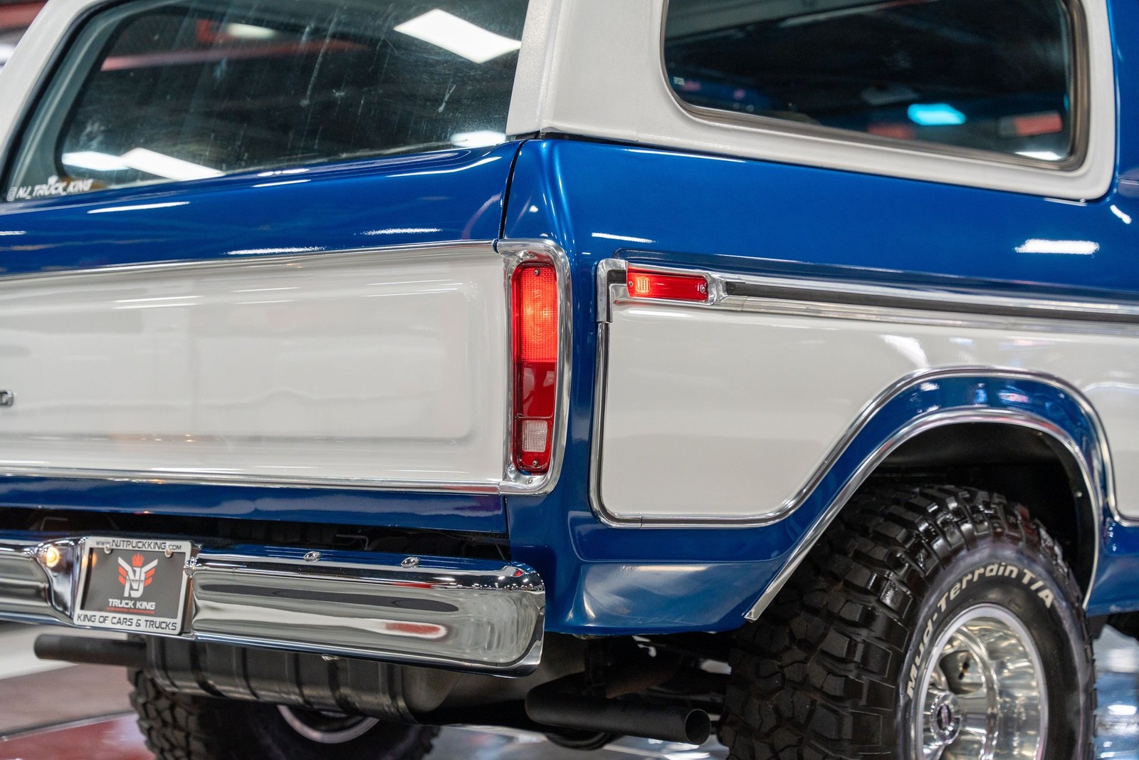 Ford-Bronco-1978-SUV-24