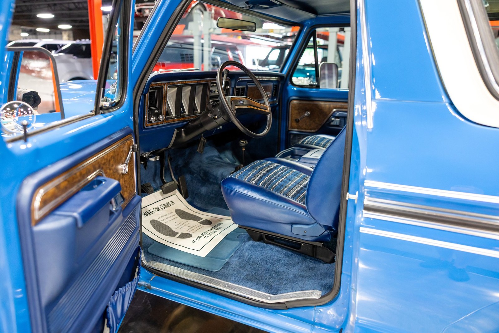 Ford-Bronco-1978-SUV-34