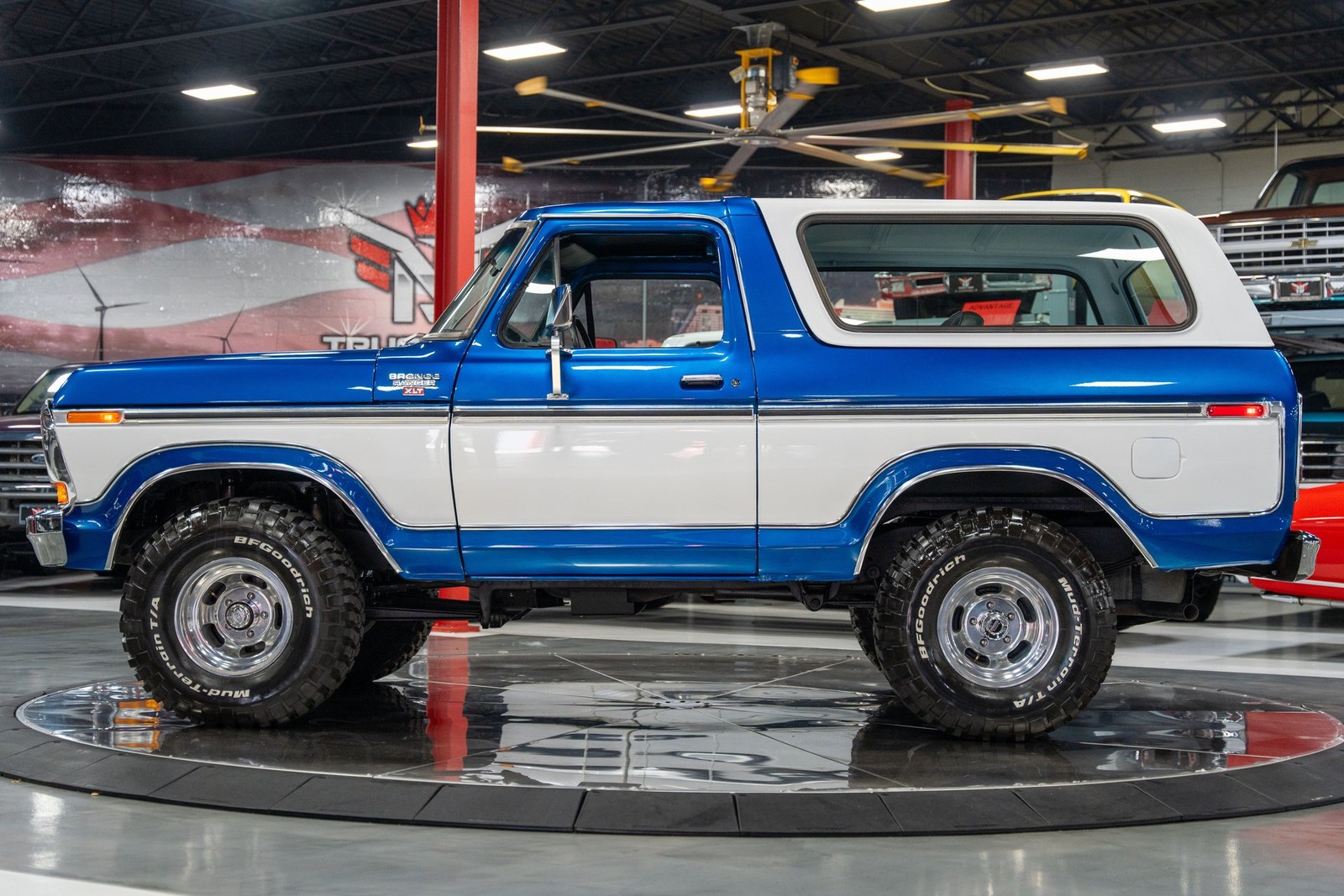 Ford-Bronco-1978-SUV-7