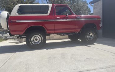 Ford-Bronco-1979-11