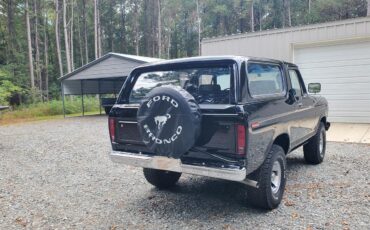 Ford-Bronco-1979-Raven-Black-Black-20