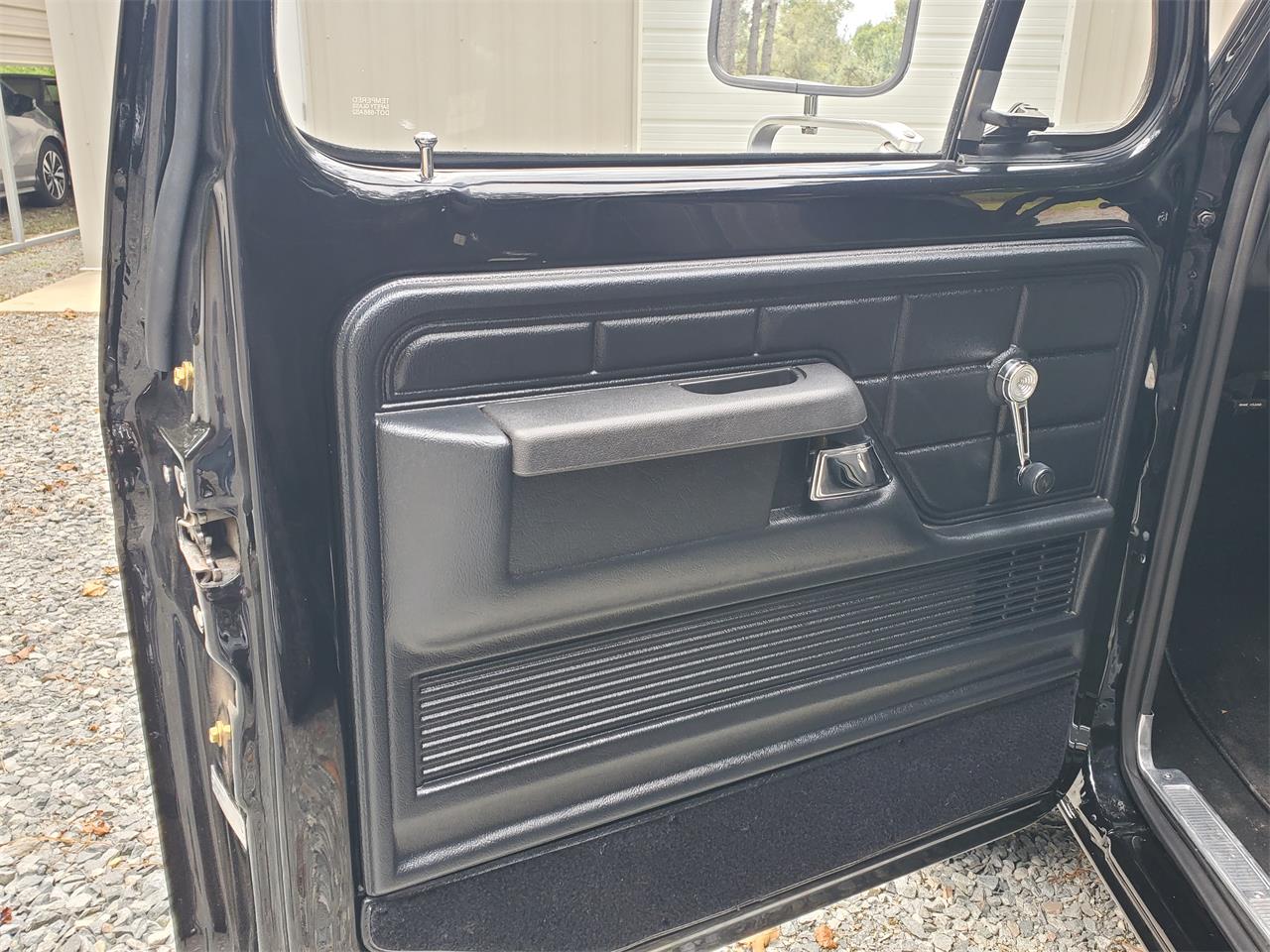 Ford-Bronco-1979-Raven-Black-Black-31