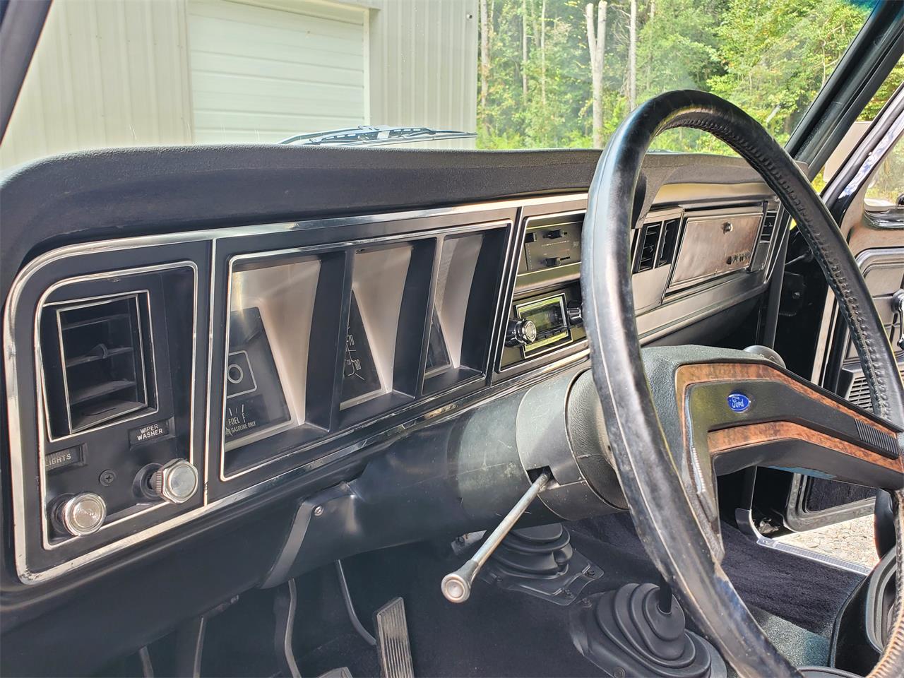 Ford-Bronco-1979-Raven-Black-Black-32