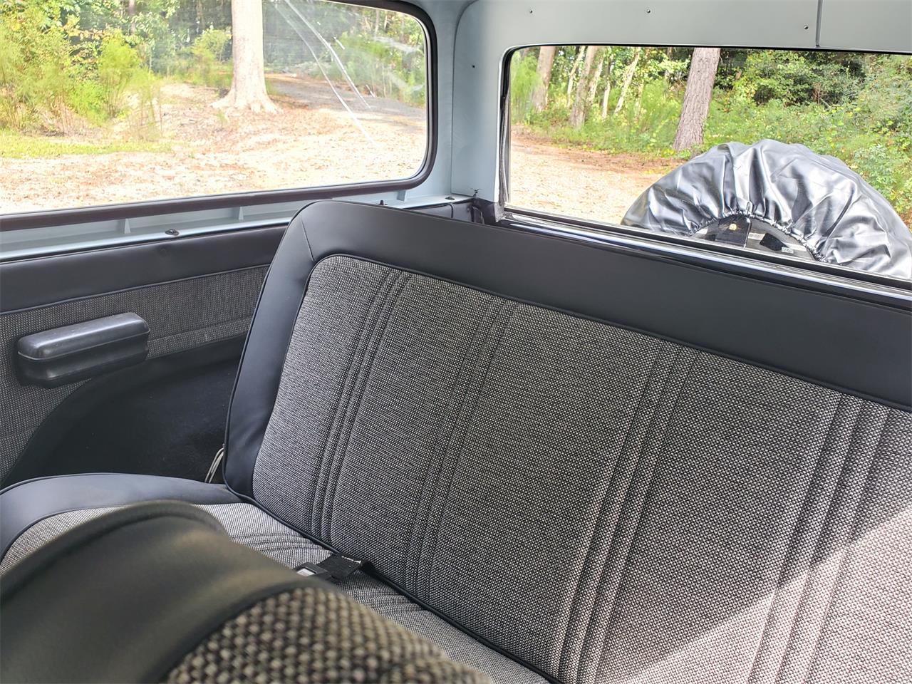 Ford-Bronco-1979-Raven-Black-Black-36