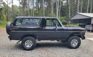 Ford-Bronco-1979-Raven-Black-Black-37