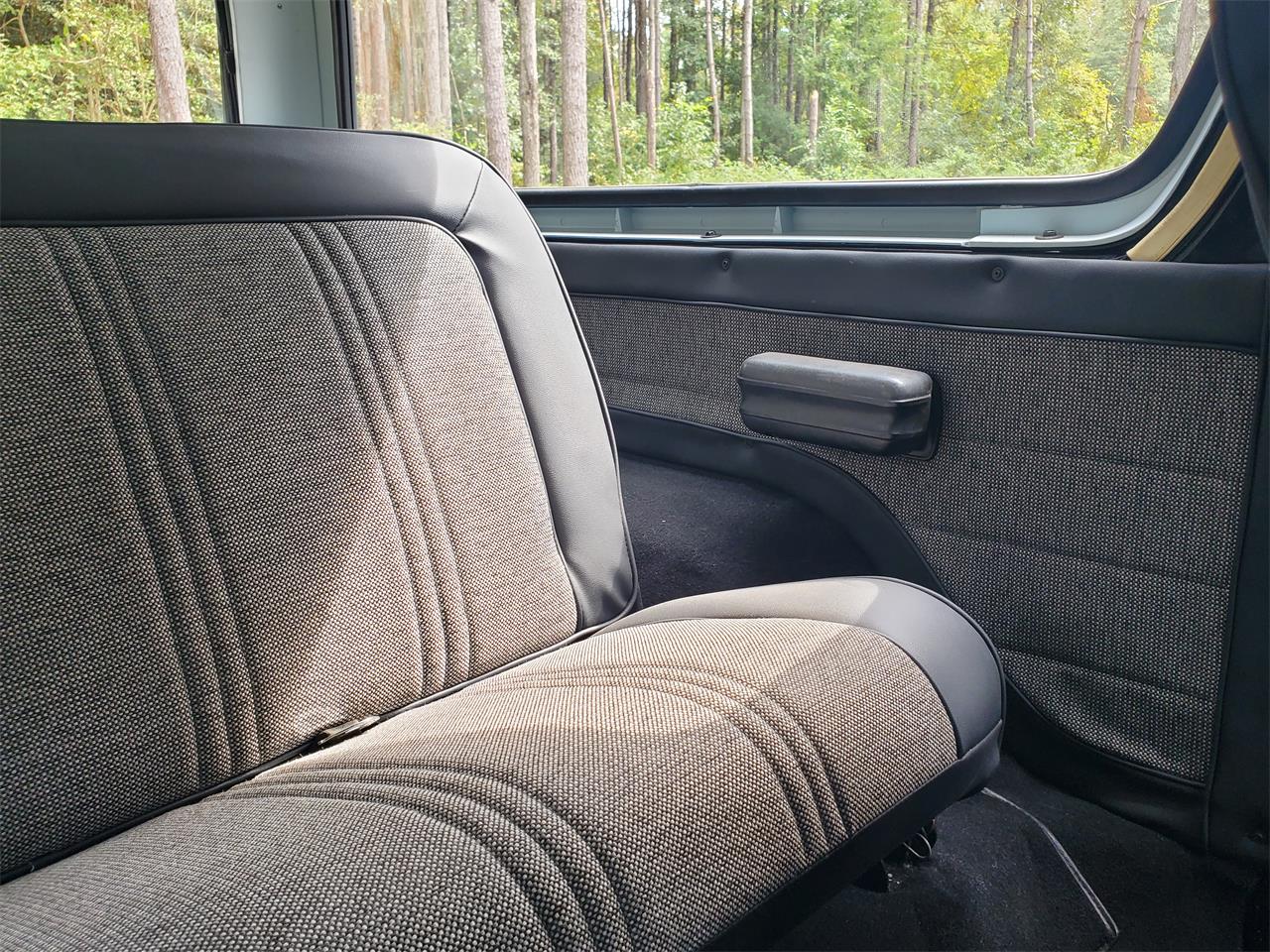 Ford-Bronco-1979-Raven-Black-Black-39