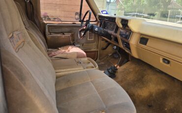 Ford-Bronco-1986-4