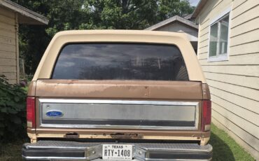 Ford-Bronco-1986-6