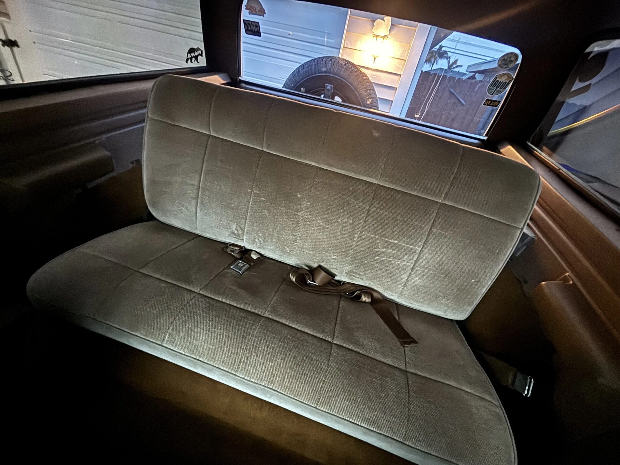 Ford-Bronco-1986-Brown-Brown-10