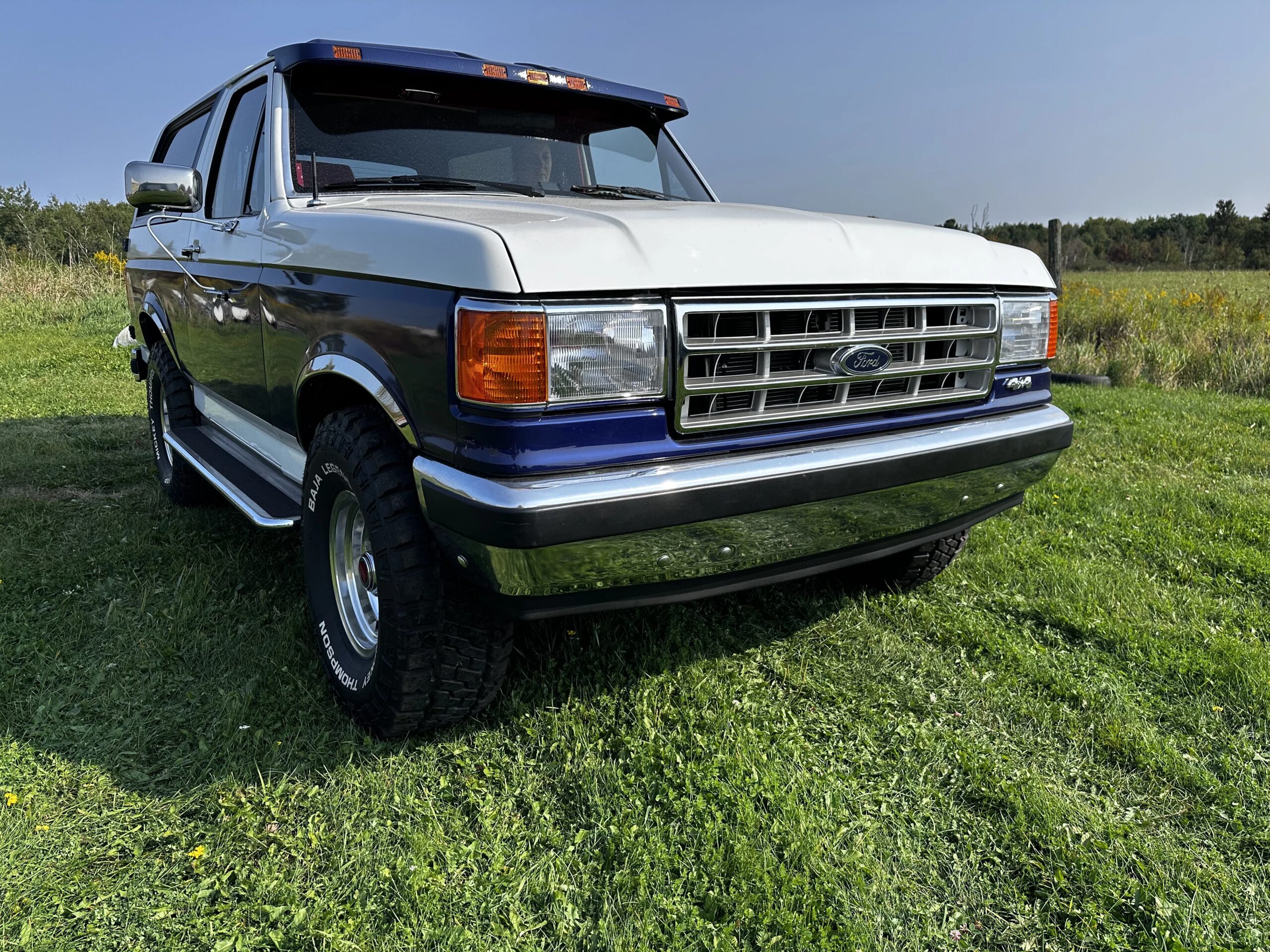 Ford-Bronco-1988-Custom-Custom-4