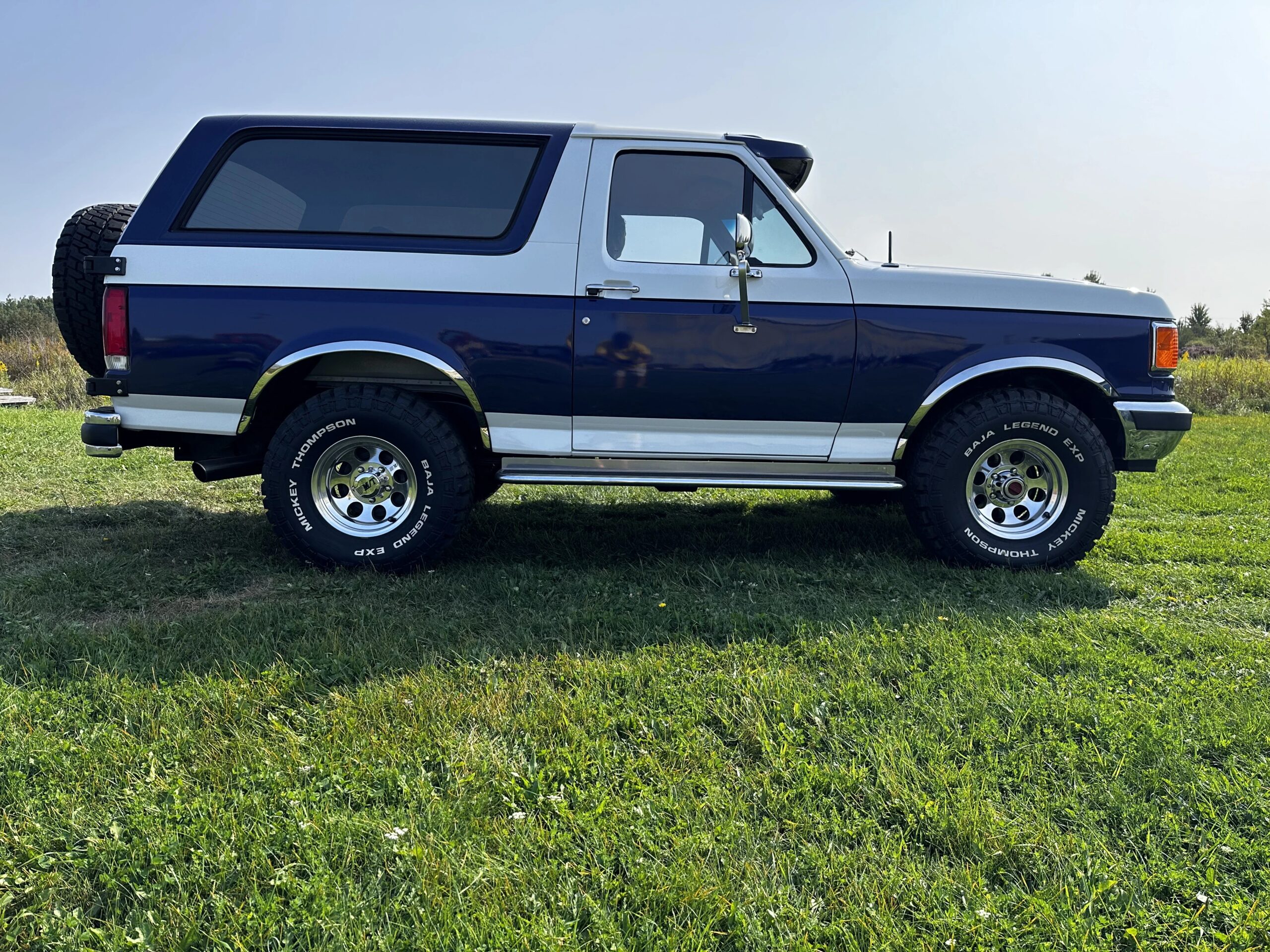 Ford-Bronco-1988-Custom-Custom-5
