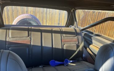 Ford-Bronco-1991-SUV-11