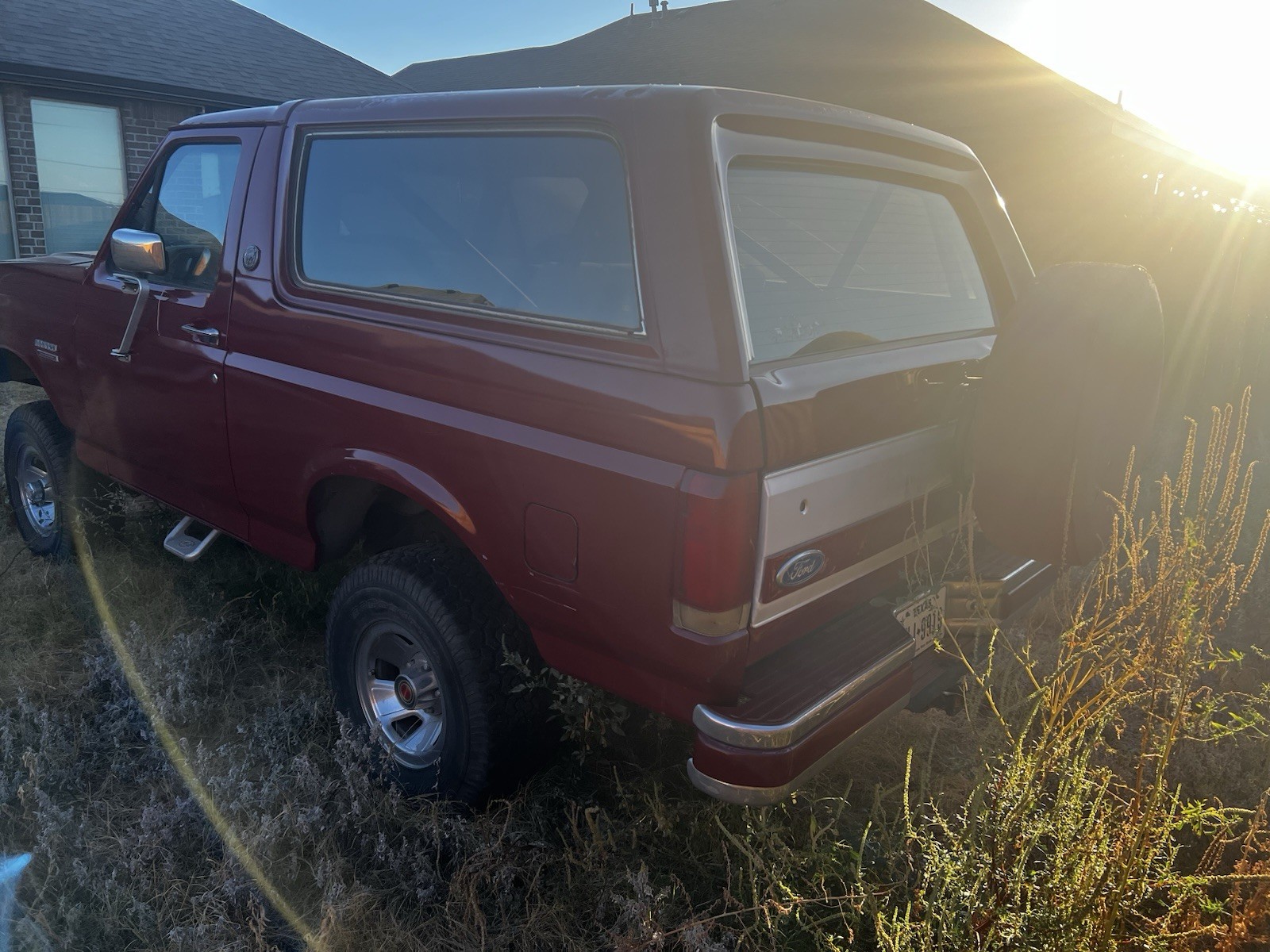 Ford-Bronco-1991-SUV-14