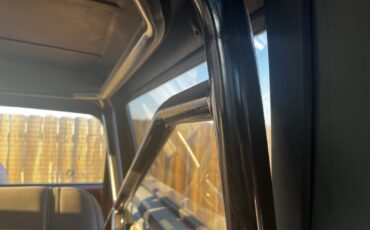 Ford-Bronco-1991-SUV-15