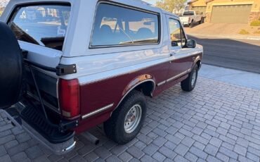 Ford-Bronco-1992-SUV-1